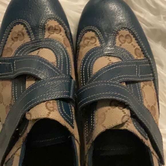 Gucci Navy and Beige Monogram Sneakers - Picture 9 of 11